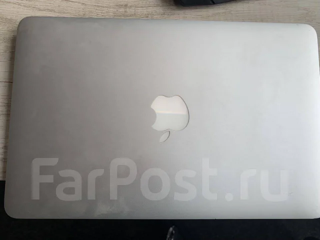 Apple MacBook Air 11 2012 Mid. 11", 1 700����, ��� 4 ��, ���� 120���, WiFi: 1, Bluetooth: 1, ����������� �� 4��. ����