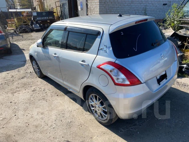 Suzuki Swift. ZC72S, K12B ����