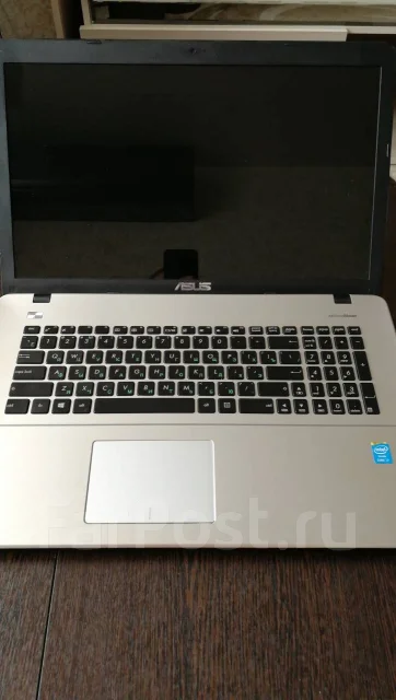 Asus X751L. 17.3", 2����, ��� 8 ��, ���� 240���, WiFi: 1, ����������� �� 3��. ����