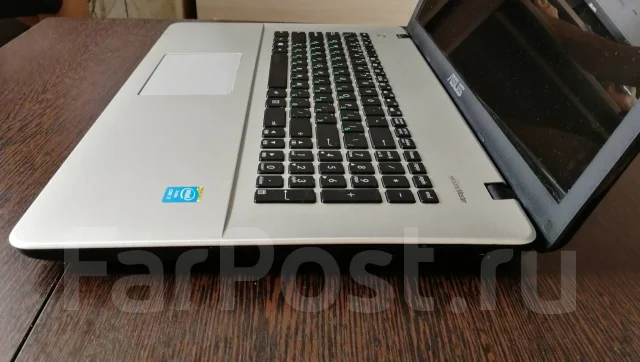 Asus X751L. 17.3", 2����, ��� 8 ��, ���� 240���, WiFi: 1, ����������� �� 3��. ����