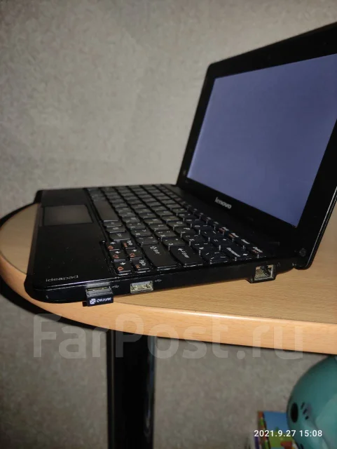 Lenovo IdeaPad S. 10.1", 1,3����, ��� 2048 ��, ���� 240���, WiFi: 1, Bluetooth: 1, ����������� �� 1��. ����