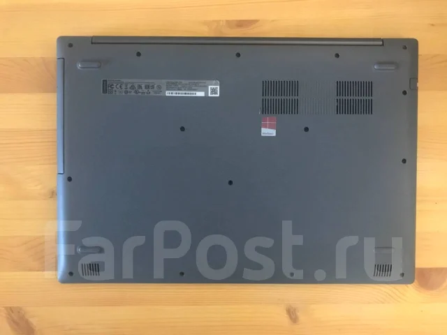 Lenovo IdeaPad 320-17IKB. 17.3", 3 400����, ��� 8 ��, ���� 1 000���, WiFi: 1, Bluetooth: 1, ����������� �� 2��. ����