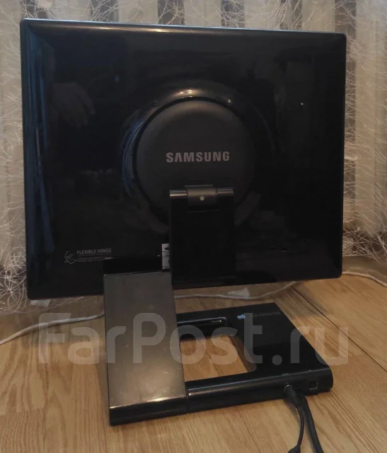 Samsung. 19" ����