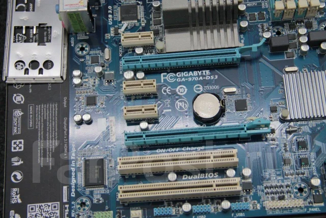 Socket AM3+ ����