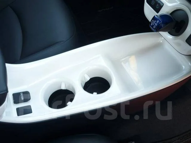 Toyota Prius. ��������, 4wd, 1.8 (98��.�.), ������, 51 000����. ��, �/�. ��� ����� �� ������������ ����