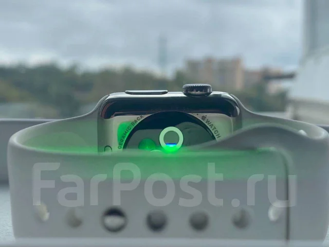 Apple Watch Series 2. NFC, IP67 ����