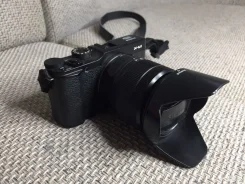 Fujifilm X-M1 Kit ����