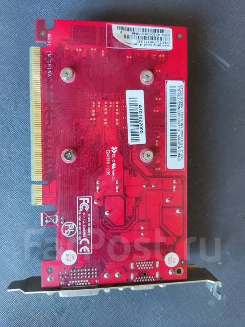 GeForce GT 220 ����