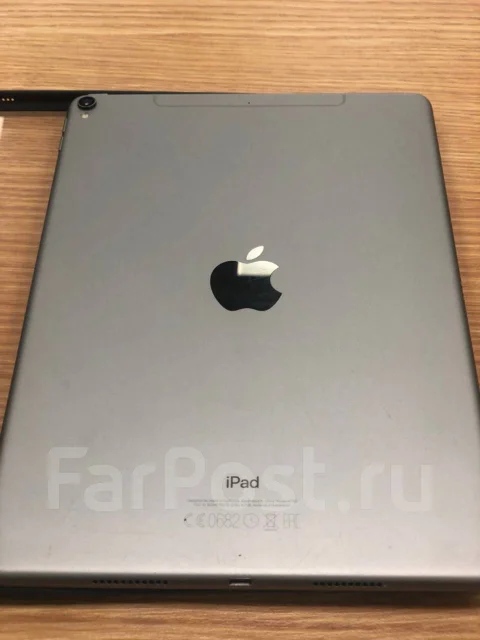 Apple iPad Pro 10.5 ����