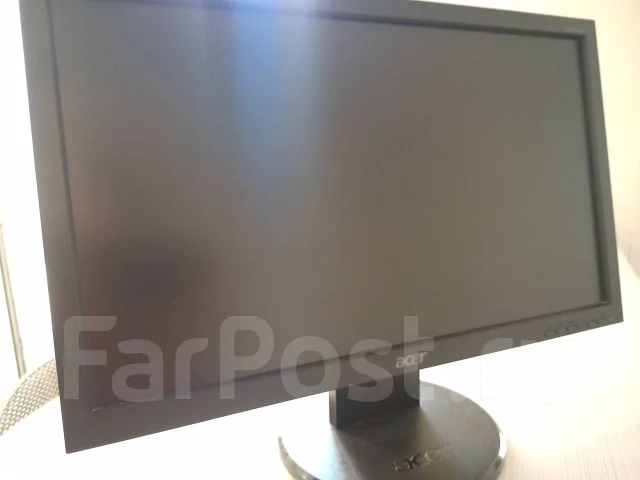 Acer. 18.5" ����