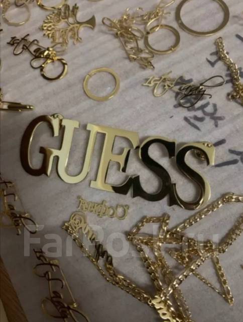 Брошь Guess США в стиле кастом - Аксессуары и бижутерия во Владивостоке
