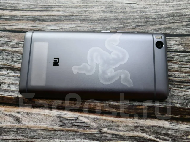 Xiaomi Mi5S. �/� ����
