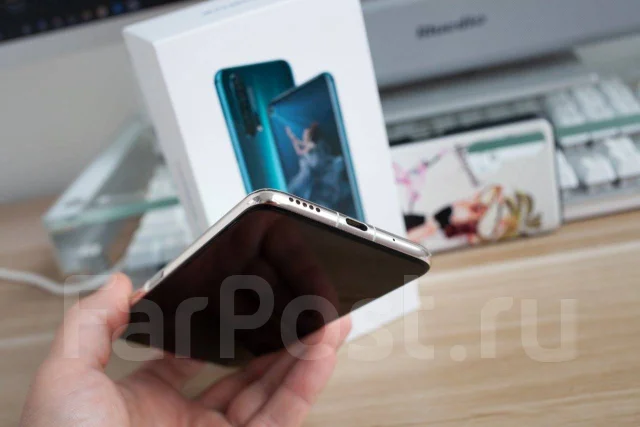 Honor 20 Pro. �/�, 3G, 4G LTE, Dual-SIM, NFC ����