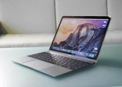 Apple MacBook 12. 12", 1,2����, ��� 8 ��, ���� 256���, WiFi: 1, Bluetooth: 1, ����������� �� 10��. ����