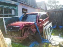 Mitsubishi Dion. CR9W, 4G63 ����