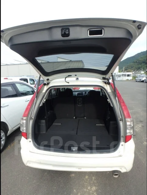 Honda Stream. RN8, R20A ����