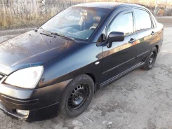 Suzuki Liana ����