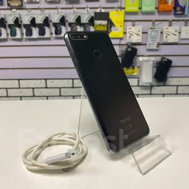 Honor 7C. �/�, ������, 4G LTE, Dual-SIM ����