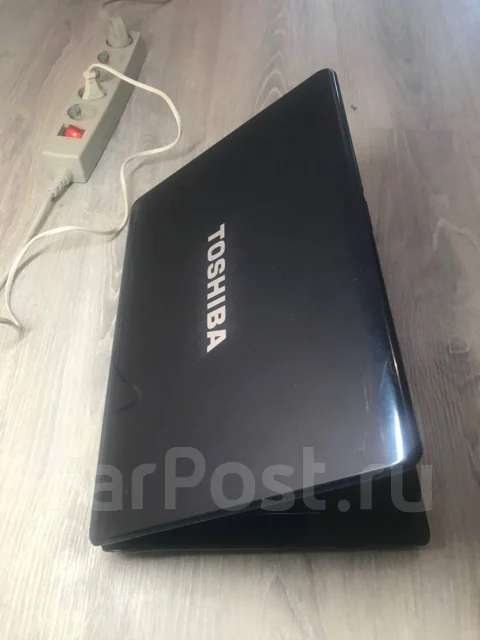Toshiba Satellite L300. 15.4", 1,9����, ��� 3072 ��, ���� 160���, WiFi: 1, ����������� �� 1��. ����