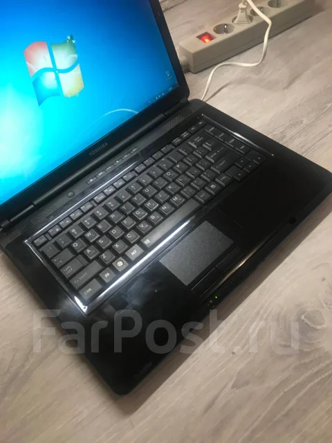 Toshiba Satellite L300. 15.4", 1,9����, ��� 3072 ��, ���� 160���, WiFi: 1, ����������� �� 1��. ����