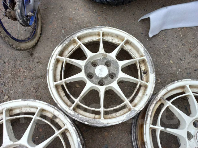 Enkei NT03. 7.0x16", 5x100, ET35 ����