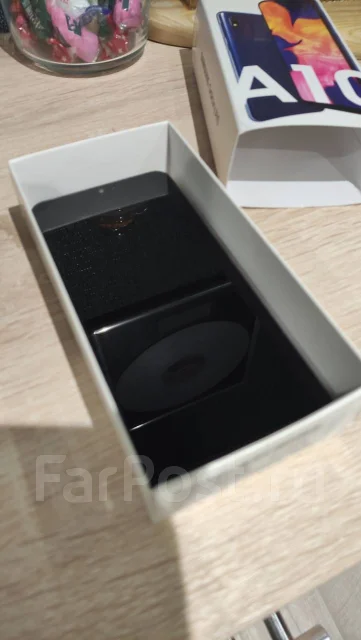 Samsung Galaxy A10. �/�, ����� ����