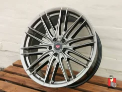 Vossen VFS-4. 8.5/9.5x19", 5x112, ET35/35, �� 66,6���. ����