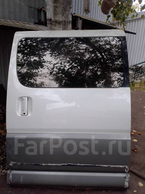Двери боковые купить во Владивостоке по цене: 4 000₽ — частное ...