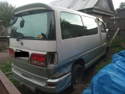 Toyota Regius. RCH41W, 3RZFE ����