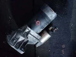 ������� Nissan RD28 �������� 233000Y000 ����