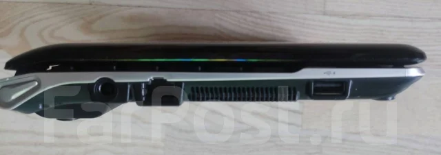 Samsung NC215. 10.1", 1,6����, ��� 2048 ��, ���� 320���, WiFi: 1, Bluetooth: 1, ����������� �� 14��. ����