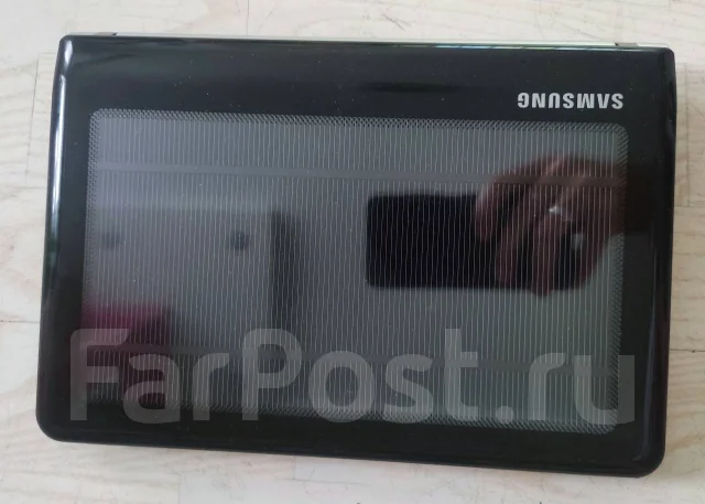Samsung NC215. 10.1", 1,6����, ��� 2048 ��, ���� 320���, WiFi: 1, Bluetooth: 1, ����������� �� 14��. ����