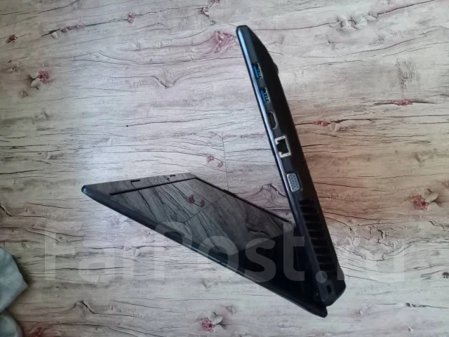 Lenovo G585. 15.6", 2,2����, ��� 6 ��, ���� 240���, WiFi: 1, ����������� �� 4��. ����