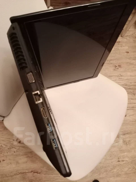 Lenovo G580. 15.6", 2,6����, ��� 8 ��, ���� 240���, WiFi: 1, Bluetooth: 1, ����������� �� 4��. ����