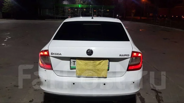 Skoda Rapid. ��������, ��������, 1.2 (86��.�.), ������, 360 000����. �� ����