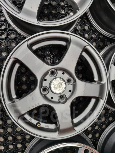 �������� ����� ������ 14 4*100 +45. 5.5x14", 4x100, ET45, �� 67,1���. ����