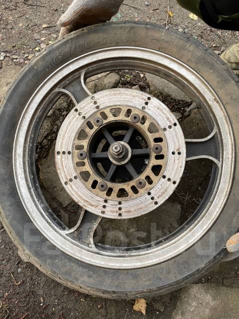 Колесо на мотоцикл kavasaki r17 - Колеса и резина в Уссурийске
