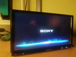 Sony XAV-E722 ����