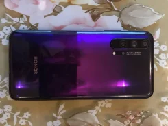 Honor 20 Pro. �/�, ����������, 4G LTE ����