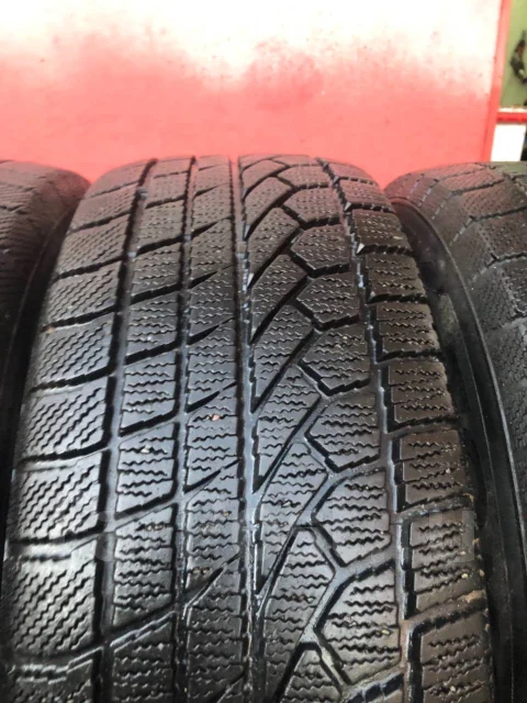Toyo Winter Tranpath M2. ������, ��� �����, 2002 ���, �/�, ����� 20 % ����