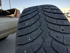 Bridgestone Sneaker. ������, ����������, 2012 ���, �/�, ����� 40�% ����