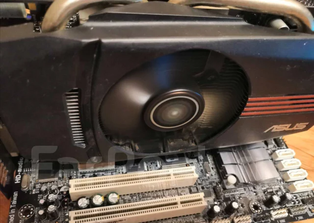 GeForce GTX 550 Ti ����