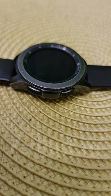 Samsung Galaxy Watch ����