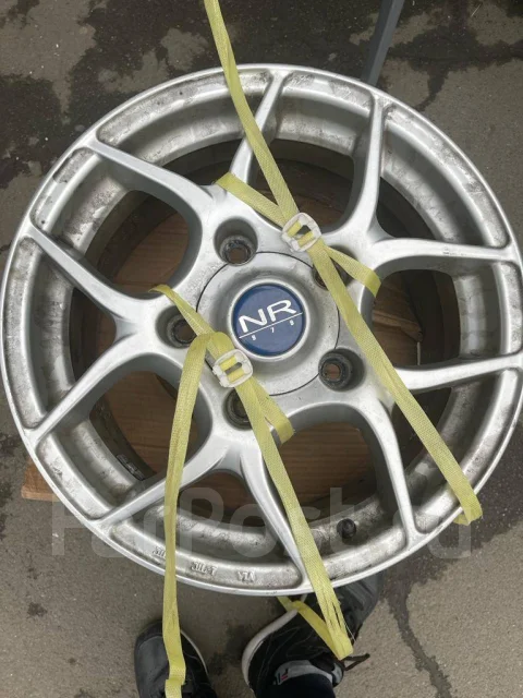 Bridgestone NR-979. 8.0x16", 5x105 ����