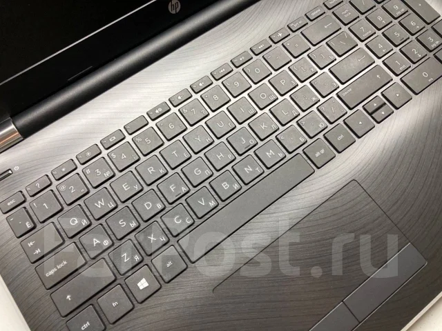 HP 15-bs054ur. 15", 2����, ��� 12 ��, ���� 240���, WiFi: 1, Bluetooth: 1, ����������� �� 3��. ����