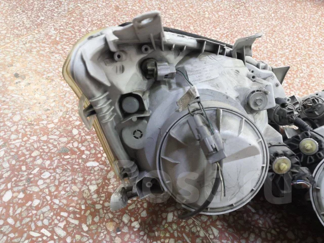 ���� Toyota Premio 811502B840 ����