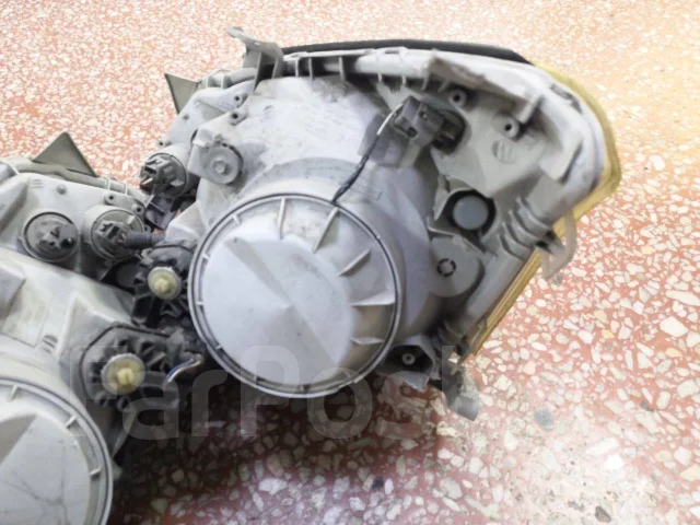 ���� Toyota Premio 811502B840 ����