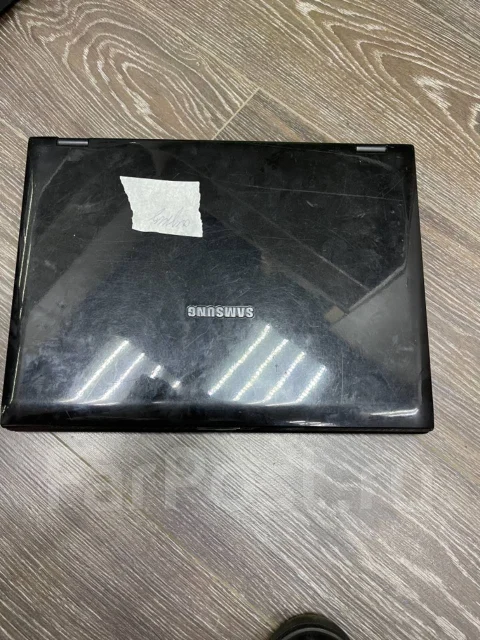 Samsung R60 Plus. 15.4", ��� 1024 ��, WiFi: 1, Bluetooth: 1 ����
