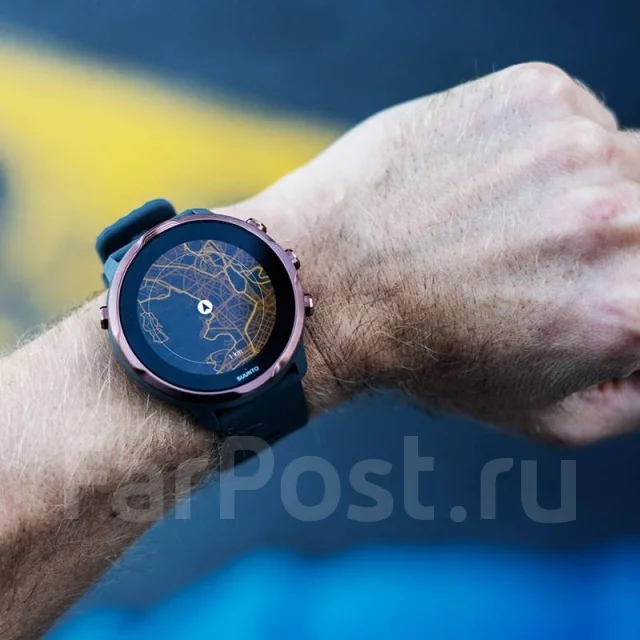 Suunto 7. GPS, NFC, IP68 ����