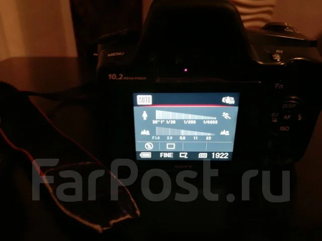 Sony Alpha DSLR-A230 ����